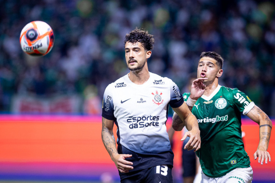 DE SAÍDA? Corinthians agenda reunião emergencial para blindar zagueiro Gustavo Henrique