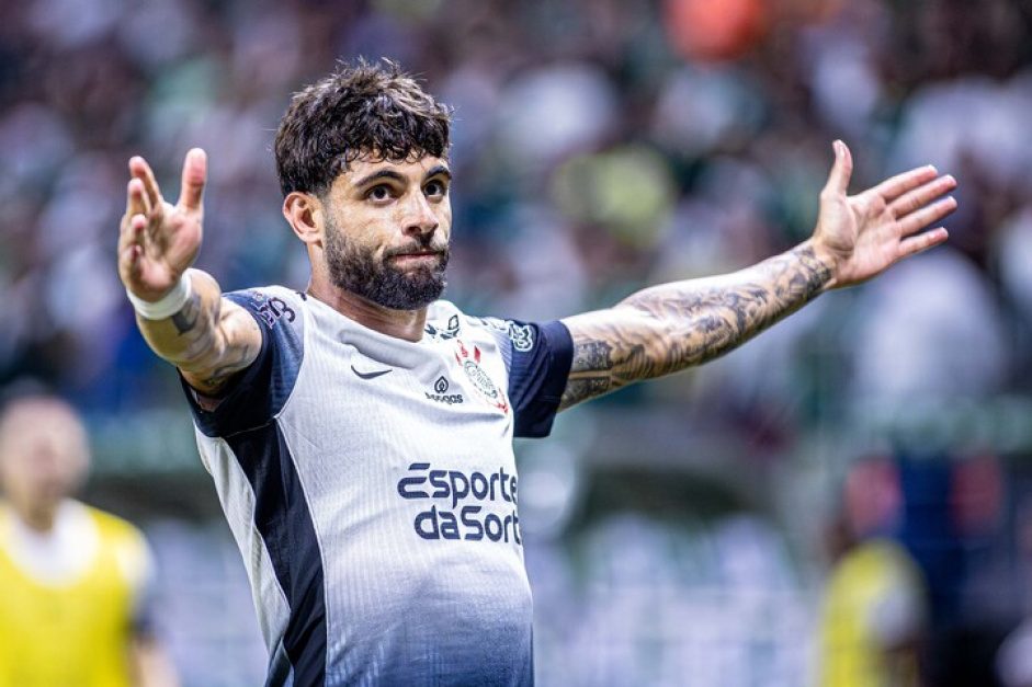 Yuri Alberto est no litoral alagoano curtindo sua folga