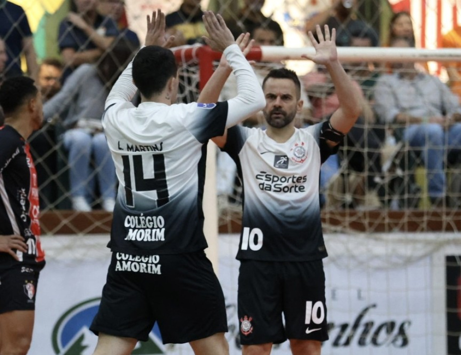 Lucas Martins e Deives esto na seleo de abril da Liga Nacional de Futsal