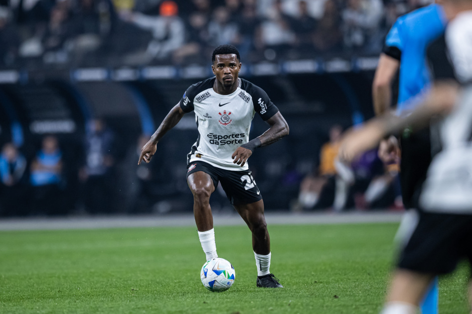 Cac atuou durante os 90 minutos da partida contra o Amrica de Cali, na Sul-Americana