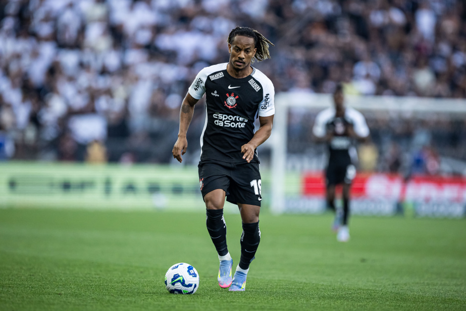 MAIS UM! Carrillo é diagnosticado com lesão séria e deve passar por cirurgia