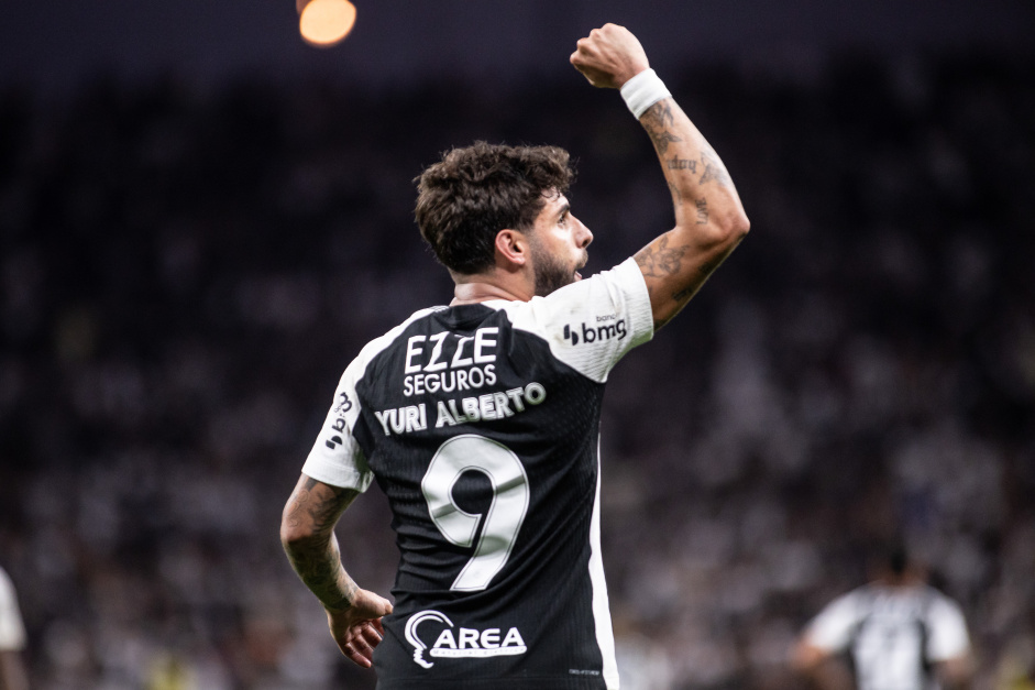 Fiel d grande nota a Yuri Alberto aps clssico entre Corinthians e Santos