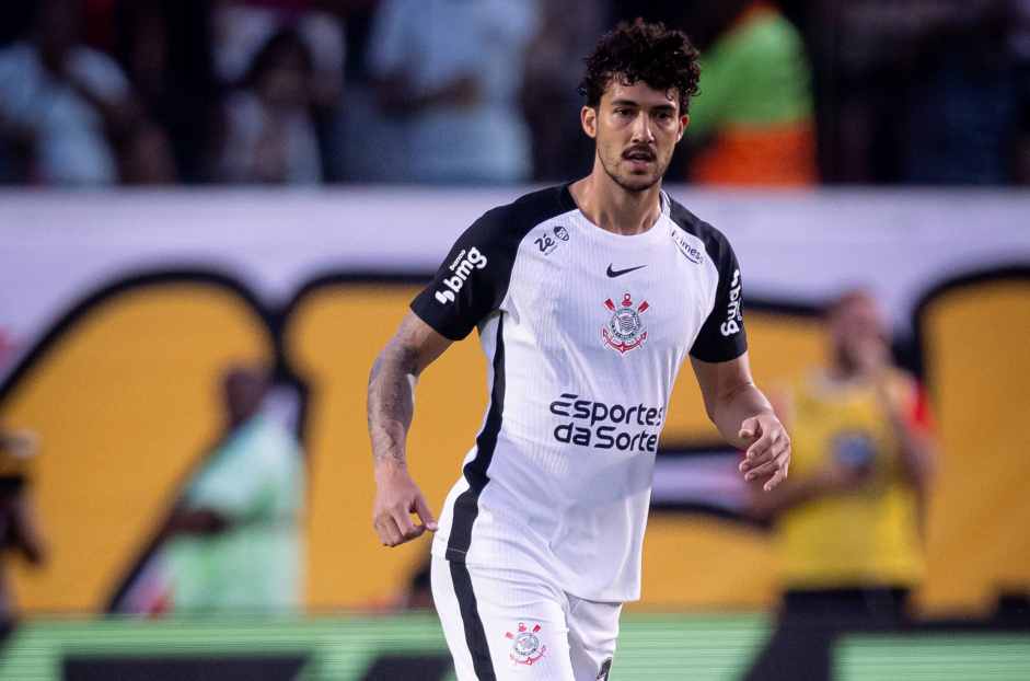 Corinthians est escalado com novidades para enfrentar o Vitria pelo Brasileiro