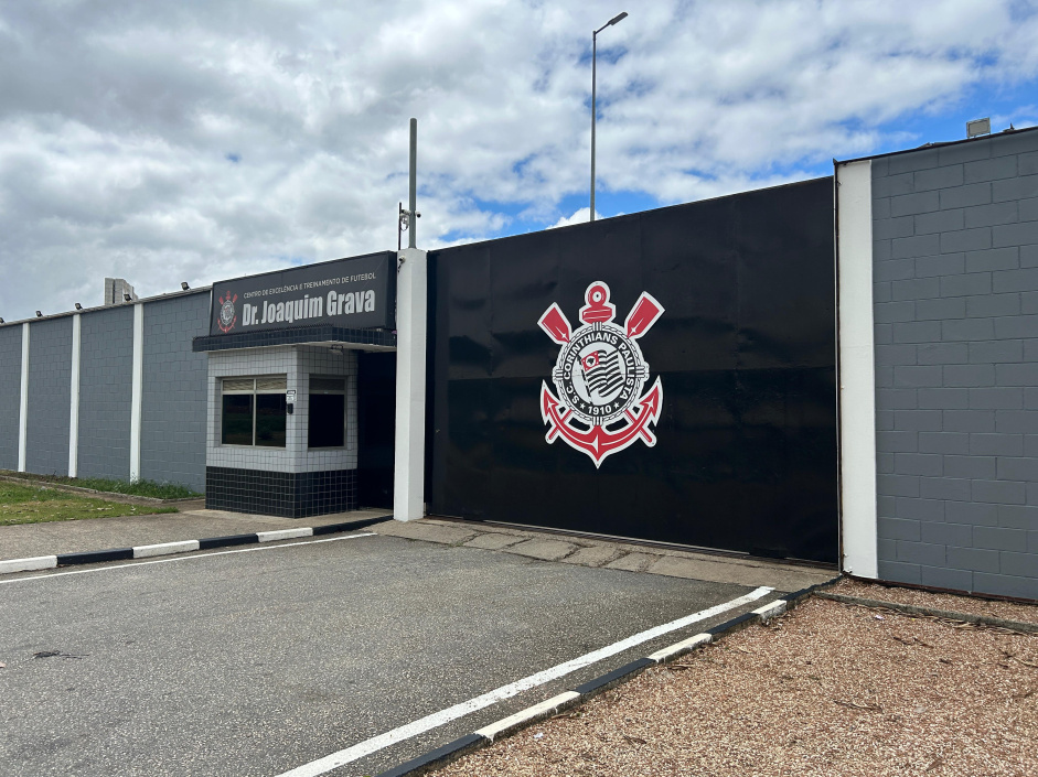 Corinthians contrata analista internacional para reforçar a diretoria