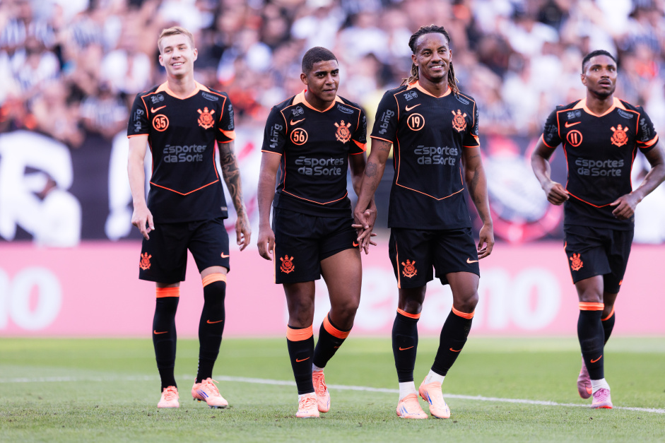 Corinthians pode dormir na liderança se vencer o Coritiba? Confira oque precisa acontecer!