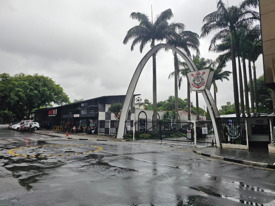 MP se posiciona contra pedido de liminar para decretao de interveno judicial no Corinthians