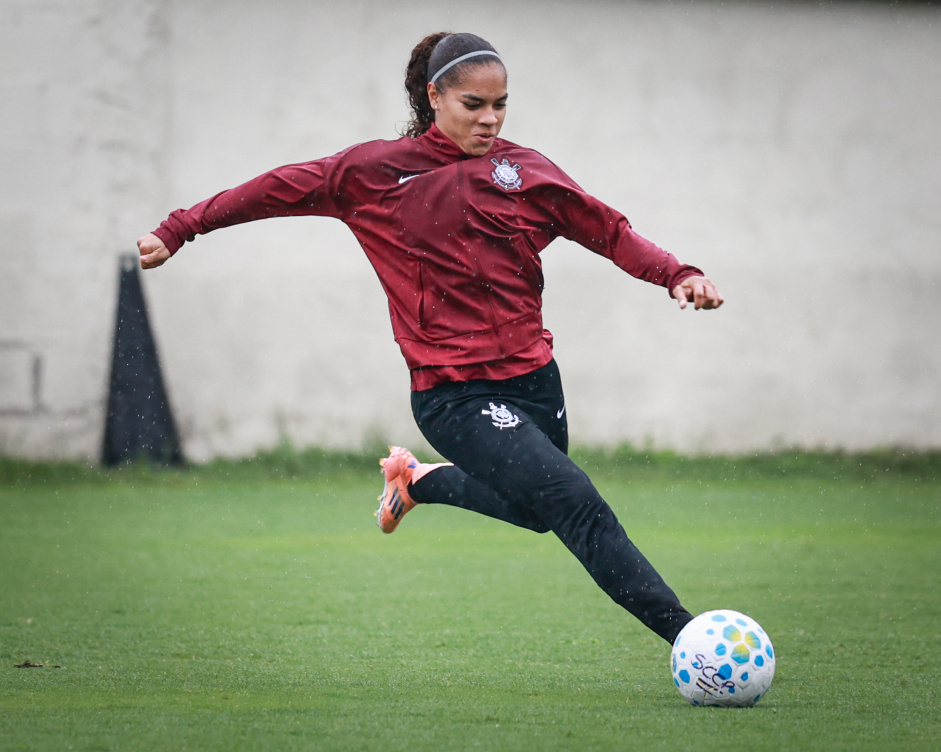 Atacante convocada pela Colmbia e vira o stimo desfalque do Corinthians para a Teal Rising Cup