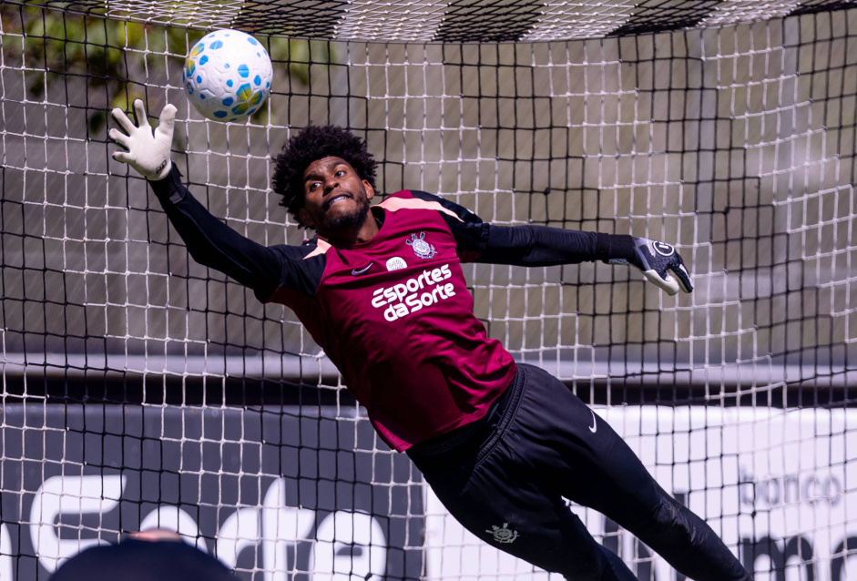Corinthians tem sete desfalques e uma dúvida para enfrentar o Vitória pelo Brasileirão
