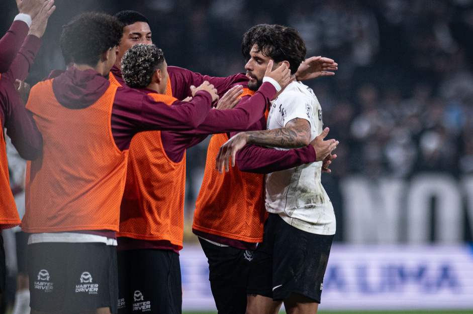 Corinthians busca encerrar sequncia negativa fora de casa em duelo com o Botafogo no Rio de Janeiro