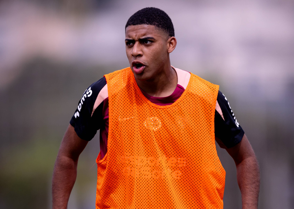 Gui Nego busca primeiros minutos desde a chegada de Fernando Diniz ao Corinthians