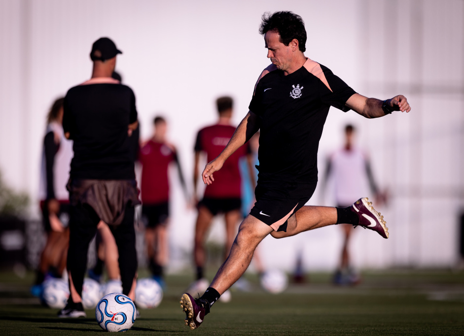 Corinthians inicia preparao para enfrentar o Grmio no ltimo duelo antes da Copa do Mundo