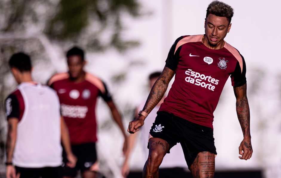 Corinthians tem desfalque de Lingard, Memphis e outros quatro jogadores diante do Grmio