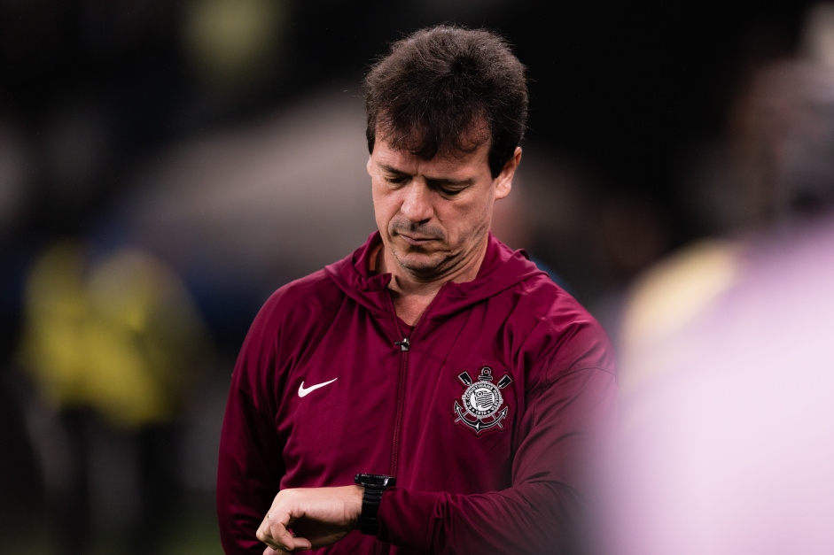 Tcnico do Corinthians deseja manter elenco e projeta evoluo ttica aps pausa da Copa do Mundo